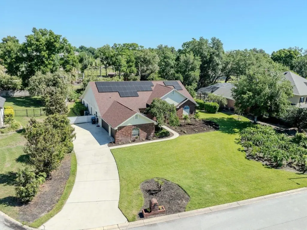 Drone listing photo from an MJM Group shoot, part of how we help you sell your home in Tampa Bay