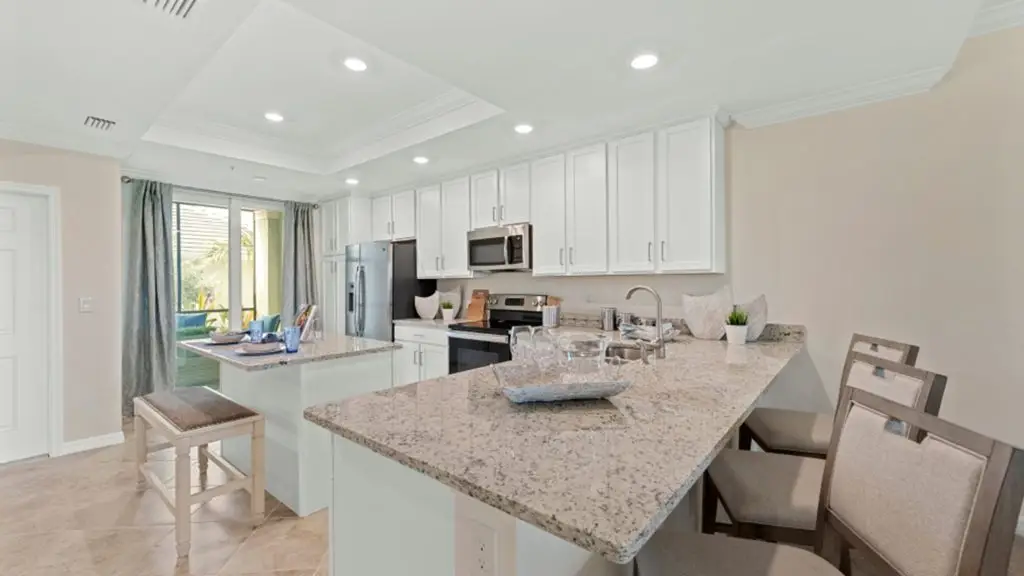 Bromelia Ii model interior at Calusa Country Club in Lakewood Ranch, Florida photo 7